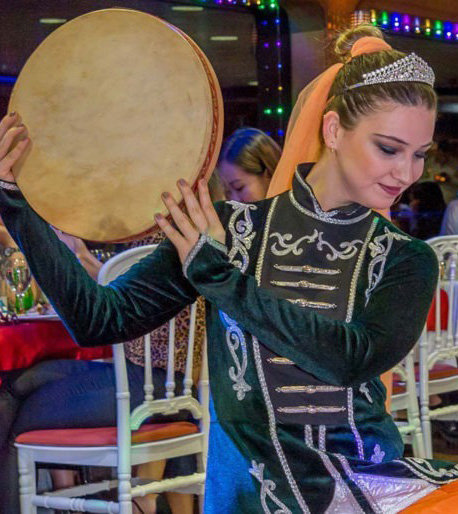 سهرة بوسفور التركية مع عشاء ورقص شرقي